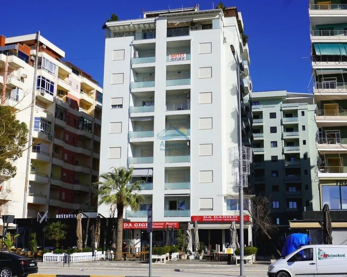 Апартаменты с двумя спальнями и видом на море в аренду во Влёре, Албания